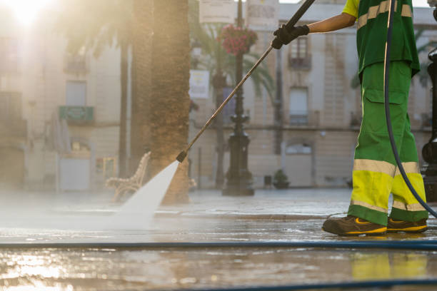 Best Oil Spill Cleanup  in Larkfield Wikiup, CA
